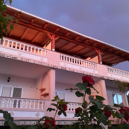 Apartments Balen Barbat na Rabu Екстер'єр фото