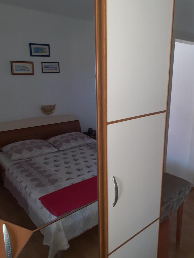 Apartments Balen Barbat na Rabu Екстер'єр фото
