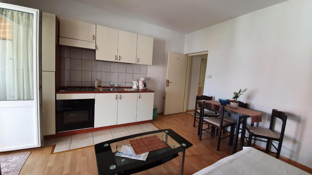 Apartments Balen Barbat na Rabu Екстер'єр фото