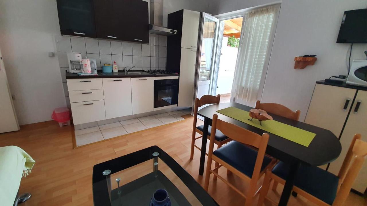Apartments Balen Barbat na Rabu Екстер'єр фото